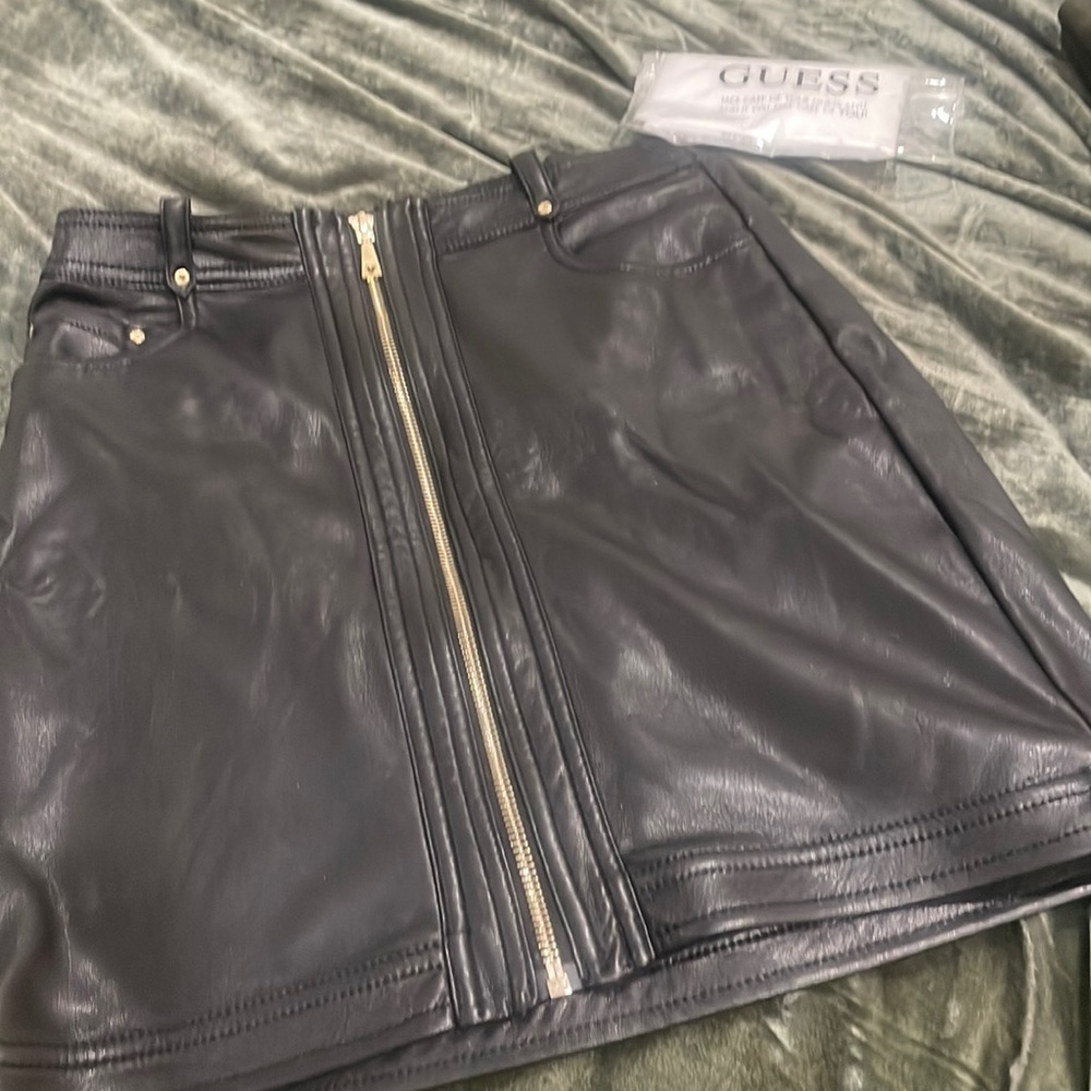Guess actual leather skirt size 2